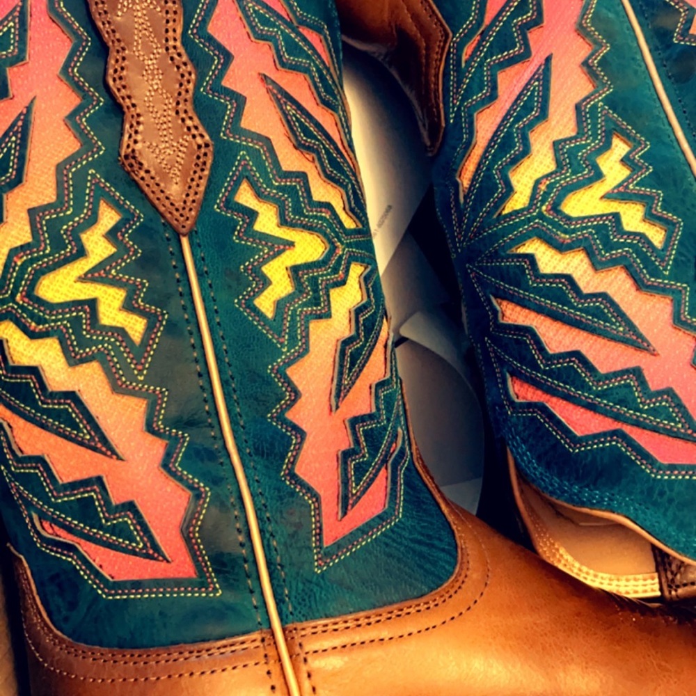 ARIAT Women's Laney Venttek 360° Western Boot